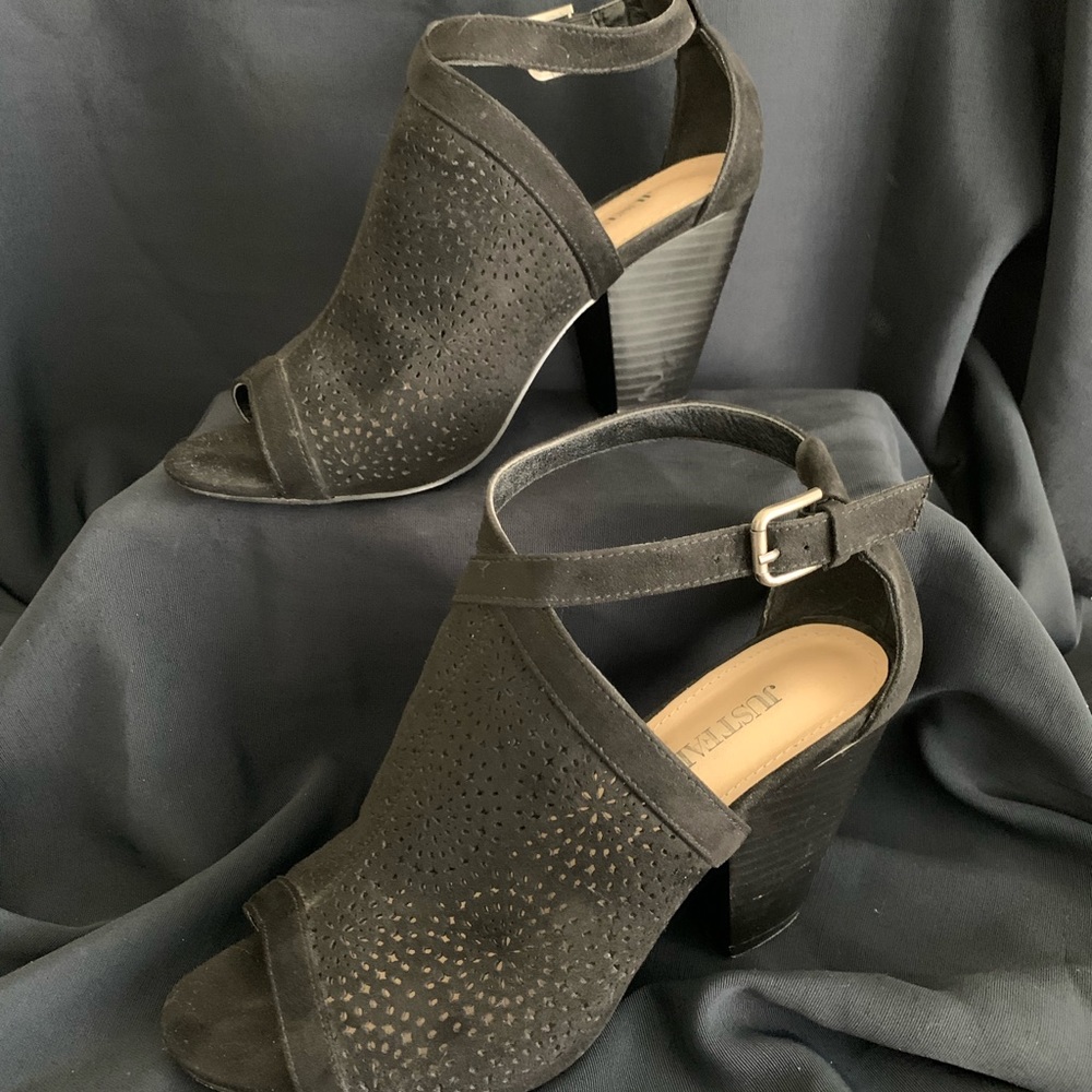 JUSTFAB AMENA SIZE 7.5 BLACK BOOTIES